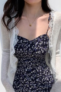 High-Waisted Lace Trim Cardigan for Women - Sensual Summer Sun Protection Top - Lightweight Airy Style for Fresh 90s Y2K Vibes