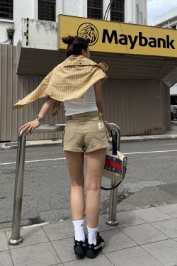 High-Waisted Spicy Girl Denim Shorts for Women - 2025 Summer American Style Washed Hot Pants for a Chic Look