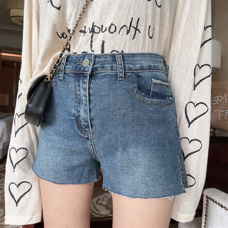 High-Waisted Stretch Denim Shorts for Women - 2024 Spring/Summer American Vintage Hot Pants, Super Versatile Y2K Style High-Waisted Stretch Denim Shorts for Women - 2024 Spring/Summer American Vintage Hot Pants, Super Versatile Y2K Style