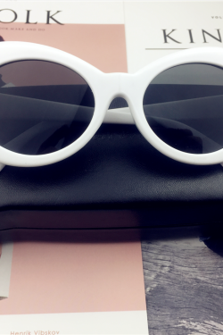 Hip-Hop Style Oval Sunglasses Inspired by Burijie Bridge and G-Dragon – Trendy Alien Glasses for Y2K Fashion Lovers