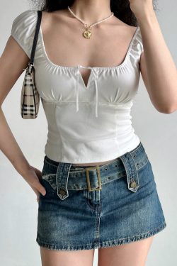 Hollow-Out Lace-Up Square Neck T-Shirt for Women - Slim Fit Sexy Short Sleeve Top in European American Style, Perfect for Summer