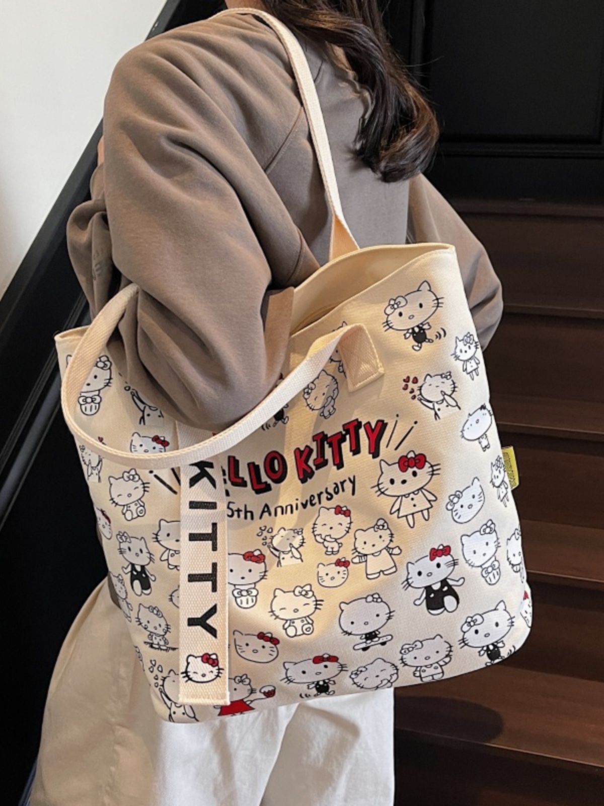 Japanese-Style Cartoon Canvas Tote Bag for Women - Large Capacity Student Shoulder Bag for Summer Commuting and Classes Japanese-Style Cartoon Canvas Tote Bag for Women - Large Capacity Student Shoulder Bag for Summer Commuting and Classes