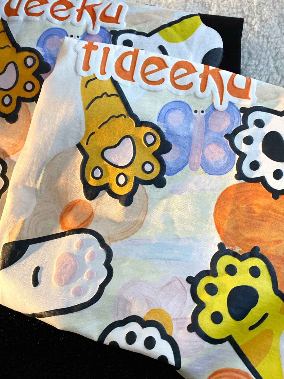 Japanese-Style Cartoon Graffiti Short Sleeve T-Shirt for Men & Women, Plus Size, Trendy Couple Outfit, Casual Streetwear Japanese-Style Cartoon Graffiti Short Sleeve T-Shirt for Men & Women, Plus Size, Trendy Couple Outfit, Casual Streetwear