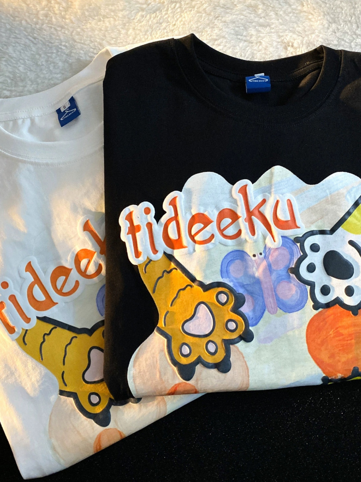 Japanese-Style Cartoon Graffiti Short Sleeve T-Shirt for Men & Women, Plus Size, Trendy Couple Outfit, Casual Streetwear Japanese-Style Cartoon Graffiti Short Sleeve T-Shirt for Men & Women, Plus Size, Trendy Couple Outfit, Casual Streetwear