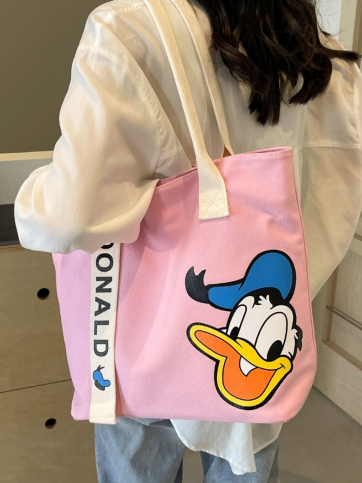 Japanese-Style Cartoon Single-Shoulder Canvas Tote Bag for Women – Versatile, Large Capacity, Perfect for Students and Commuting Japanese-Style Cartoon Single-Shoulder Canvas Tote Bag for Women – Versatile, Large Capacity, Perfect for Students and Commuting