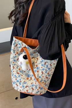 Japanese-Style Floral Canvas Bucket Bag for Women - 2025 Versatile Large Capacity Shoulder Tote for Commuting