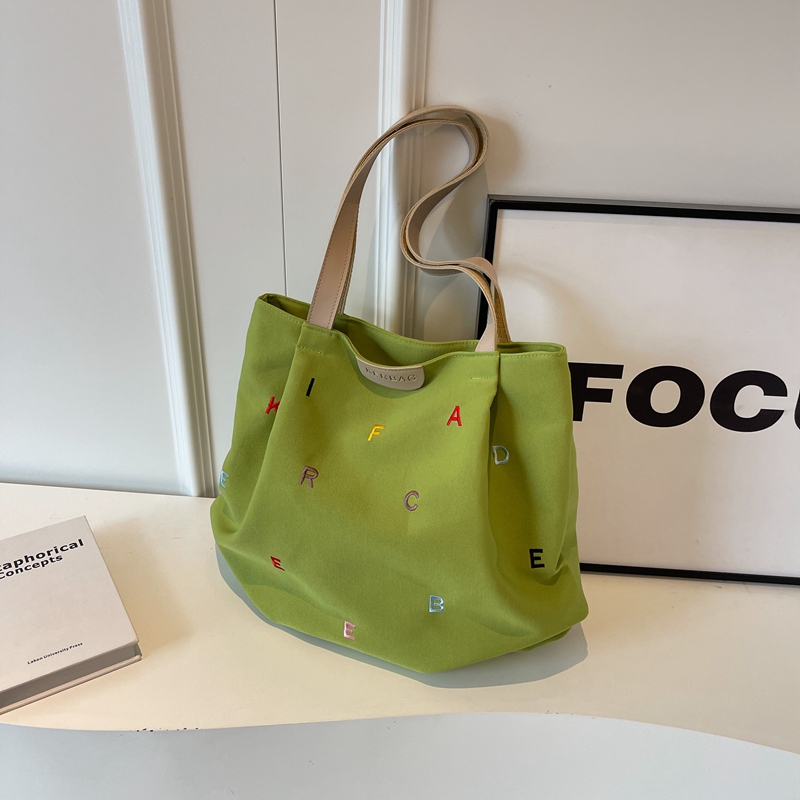 Japanese-Style Large-Capacity Shoulder Bag for Students - Versatile Casual Tote for Class and Commuting Japanese-Style Large-Capacity Shoulder Bag for Students - Versatile Casual Tote for Class and Commuting