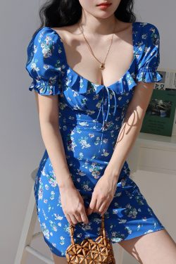Klein Blue Floral Puff Sleeve Dress - Slim Fit, Waist-Defined, Versatile Vacation Style, Perfect for Summer Outings and 90s Inspired Looks