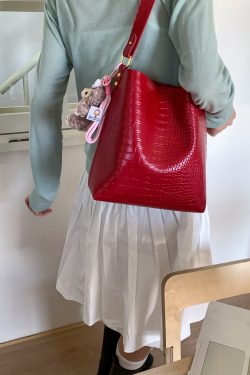 Korean-Style Crocodile Pattern Versatile Shoulder Bag for Women - 2025 Summer High-End Crossbody Bucket Bag