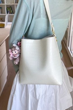Korean-Style Crocodile Pattern Versatile Shoulder Bag for Women - 2025 Summer High-End Crossbody Bucket Bag