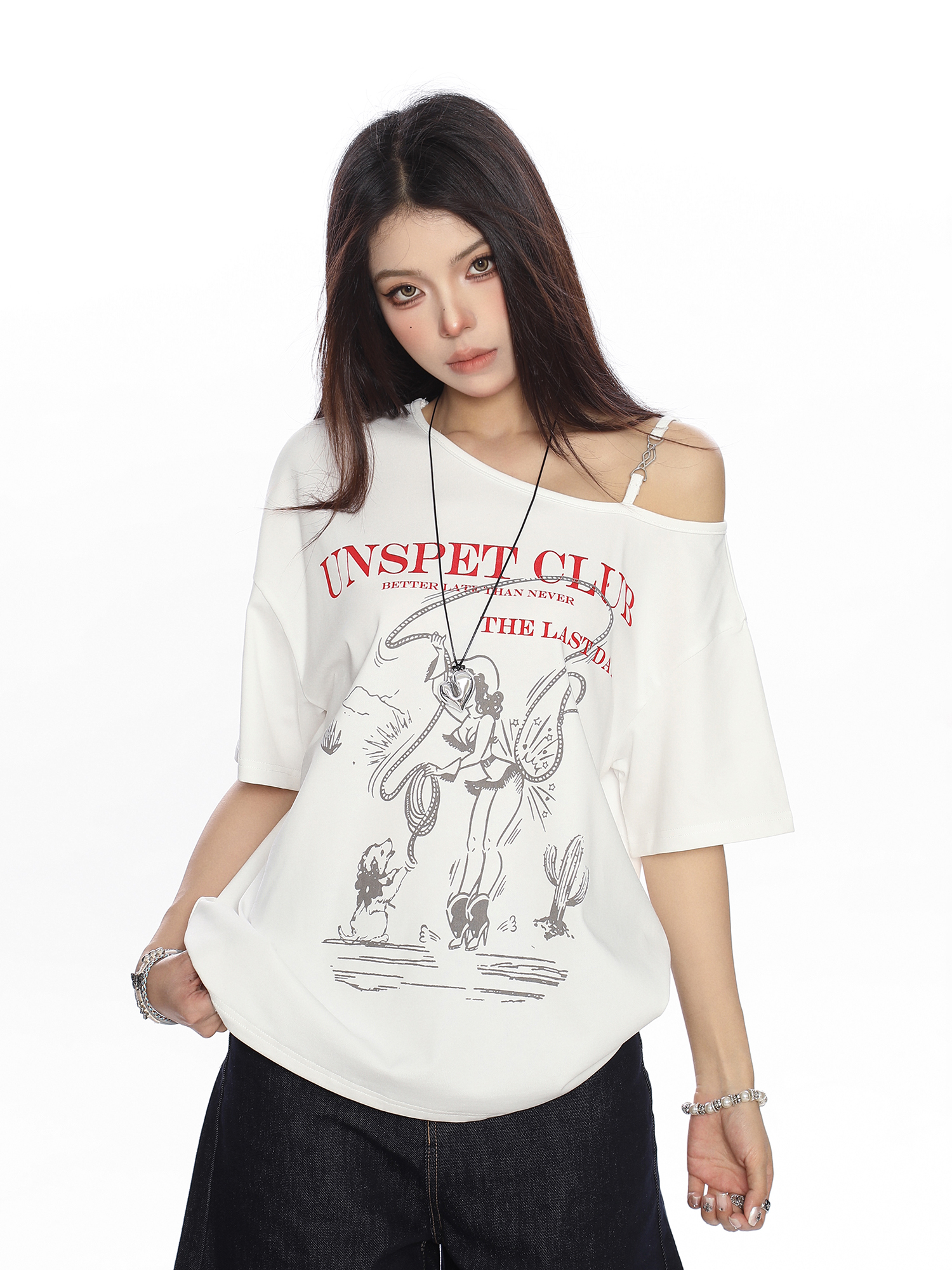 Korean Style Graffiti Off-Shoulder Sleeveless T-Shirt for Women - Summer Loose Casual Top Korean Style Graffiti Off-Shoulder Sleeveless T-Shirt for Women - Summer Loose Casual Top