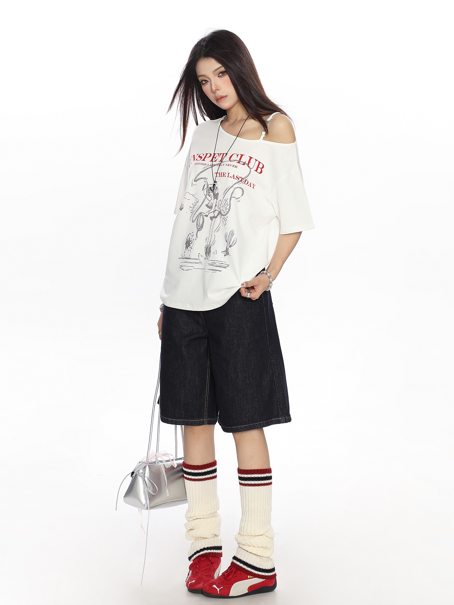 Korean Style Graffiti Off-Shoulder Sleeveless T-Shirt for Women - Summer Loose Casual Top Korean Style Graffiti Off-Shoulder Sleeveless T-Shirt for Women - Summer Loose Casual Top