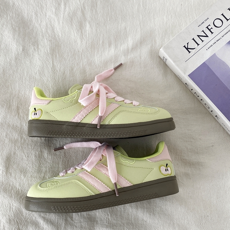 Korean Style Green Apple Training Shoes for Women - 2025 Casual White Sneakers, Versatile A-Gan Board Shoes Korean Style Green Apple Training Shoes for Women - 2025 Casual White Sneakers, Versatile A-Gan Board Shoes