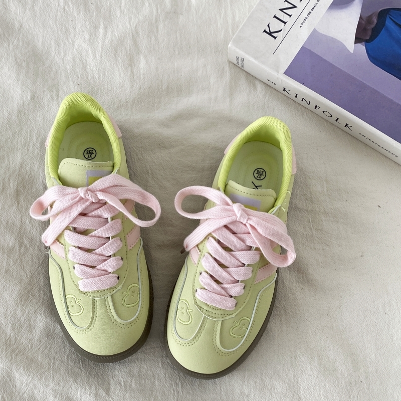 Korean Style Green Apple Training Shoes for Women - 2025 Casual White Sneakers, Versatile A-Gan Board Shoes Korean Style Green Apple Training Shoes for Women - 2025 Casual White Sneakers, Versatile A-Gan Board Shoes