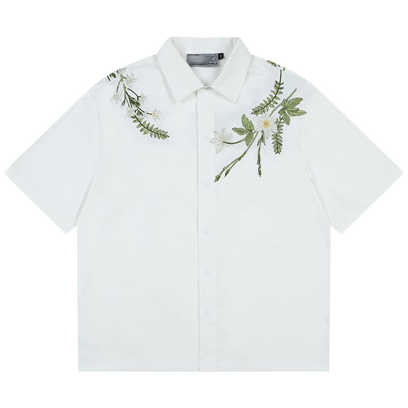 Korean-Style Green Floral Embroidered Cuban Collar Short Sleeve Shirt for Couples - Loose Fit Vacation Wear Korean-Style Green Floral Embroidered Cuban Collar Short Sleeve Shirt for Couples - Loose Fit Vacation Wear