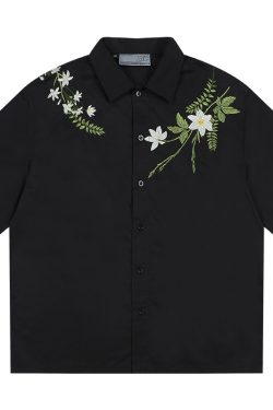 Korean-Style Green Floral Embroidered Cuban Collar Short Sleeve Shirt for Couples - Loose Fit Vacation Wear
