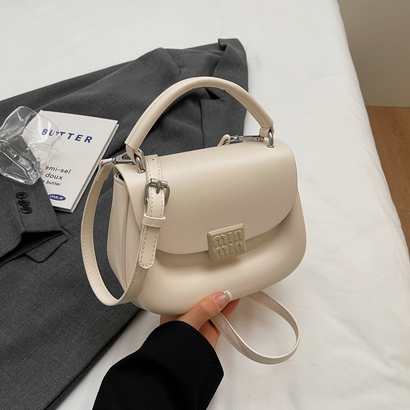 Korean Style Handheld Saddle Bag - 2025 Summer Minimalist Versatile Shoulder & Crossbody Bag for Fashion Lovers Korean Style Handheld Saddle Bag - 2025 Summer Minimalist Versatile Shoulder & Crossbody Bag for Fashion Lovers