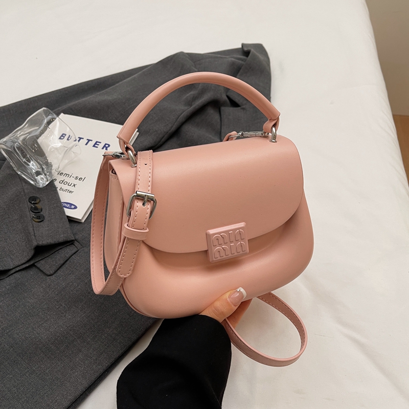 Korean Style Handheld Saddle Bag - 2025 Summer Minimalist Versatile Shoulder & Crossbody Bag for Fashion Lovers Korean Style Handheld Saddle Bag - 2025 Summer Minimalist Versatile Shoulder & Crossbody Bag for Fashion Lovers