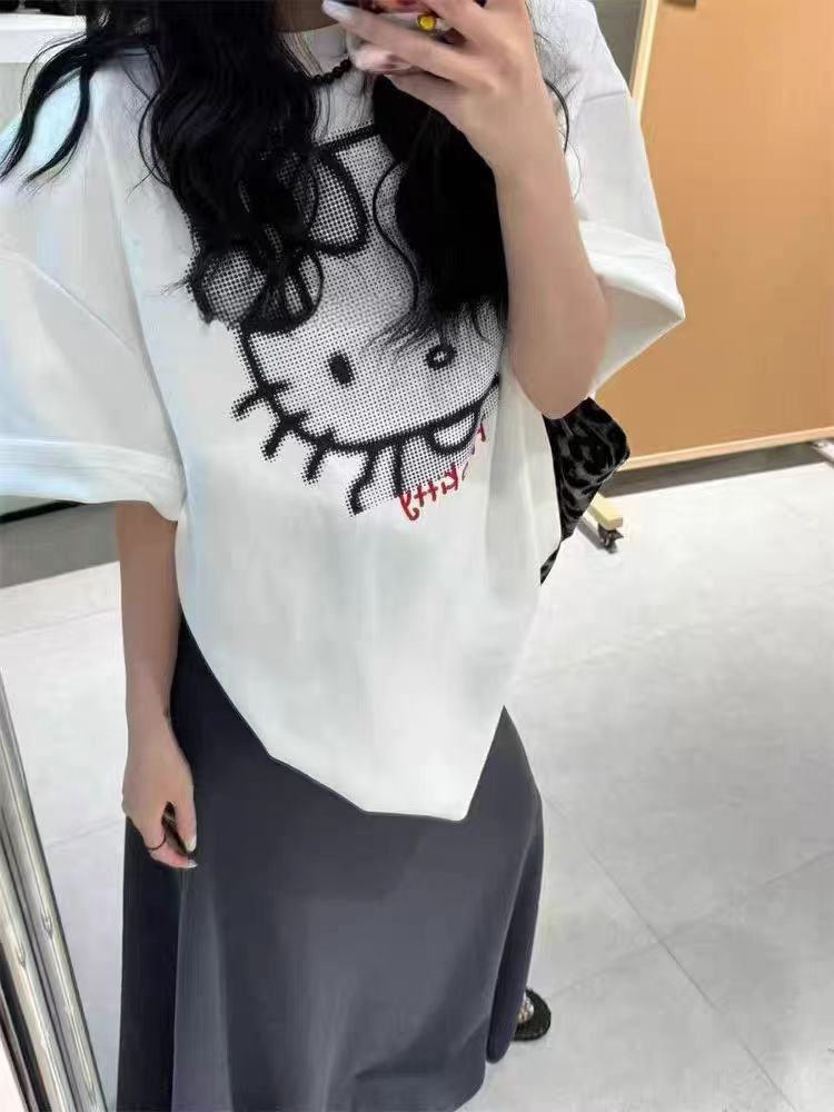 Korean Style Hello Kitty Cartoon Printed Short Sleeve T-Shirt for Women - Loose Fit, Versatile, Age-Reducing Top Korean Style Hello Kitty Cartoon Printed Short Sleeve T-Shirt for Women - Loose Fit, Versatile, Age-Reducing Top