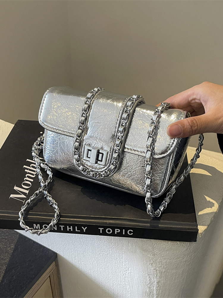 Korean Style High-End Silver Handbag for Women - Laser Cut Small Square Crossbody Bag with Chain Shoulder Strap, Spring/Summer 2025 Korean Style High-End Silver Handbag for Women - Laser Cut Small Square Crossbody Bag with Chain Shoulder Strap, Spring/Summer 2025