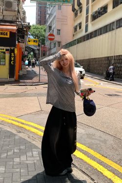 Korean Style High-End Striped Color-Blocking Long Sleeve Top for Women, Slim Fit Sun Protection Shirt for Summer