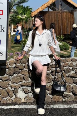 Korean Style Lace Hollow Long Sleeve Knitted Top - Unique Chic Hooded Dress for Spring Summer - Trendy 3MER Inspired Look