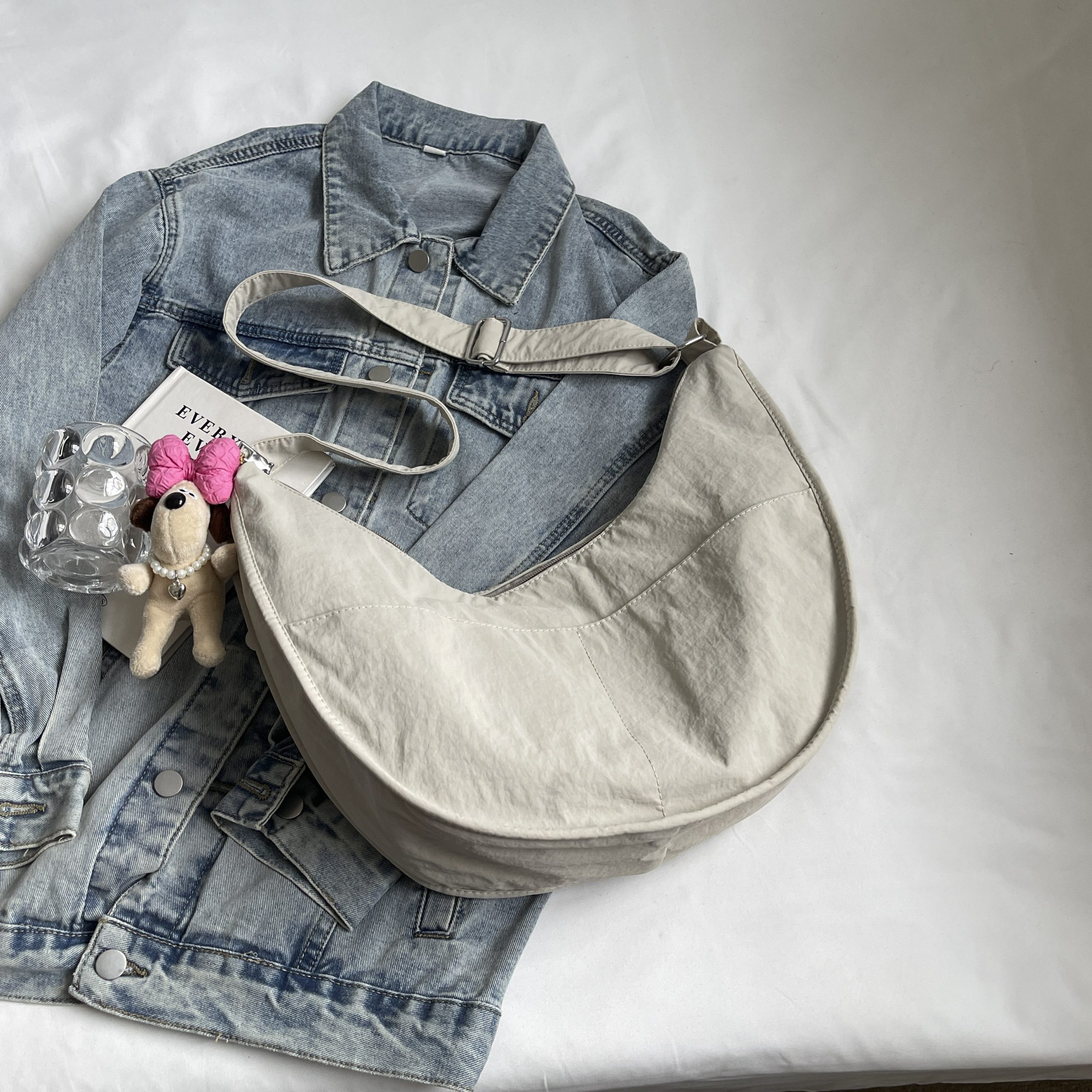 Korean-Style Large Capacity Casual Dumpling Bag for Women, 2025 Summer Versatile Nylon Commuting Shoulder Bag Korean-Style Large Capacity Casual Dumpling Bag for Women, 2025 Summer Versatile Nylon Commuting Shoulder Bag