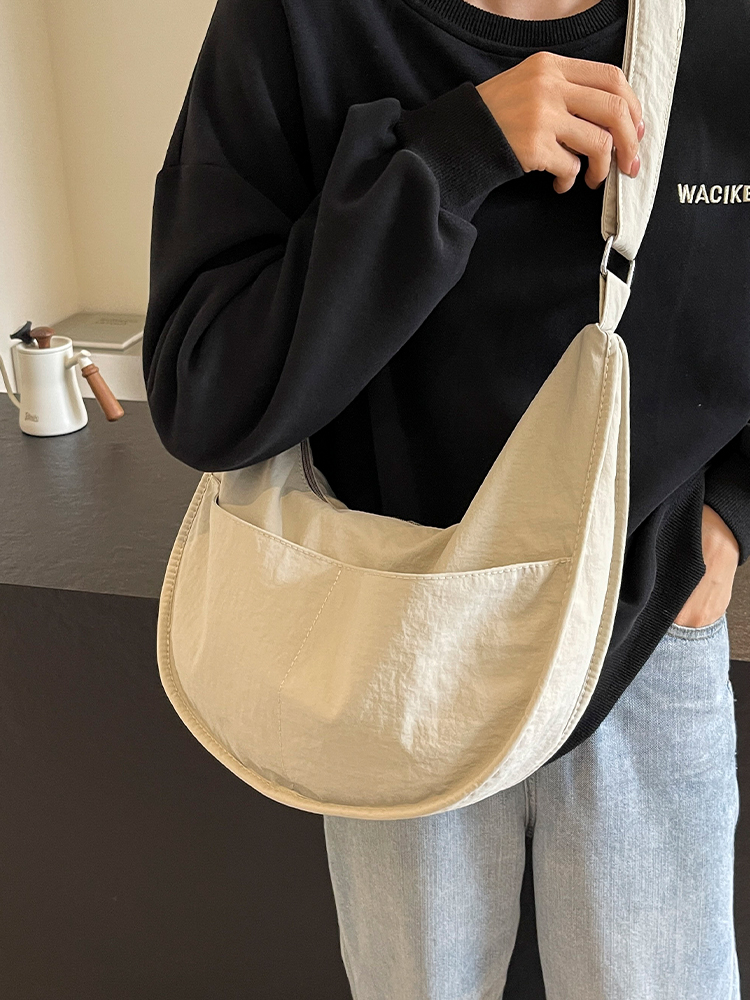 Korean-Style Large Capacity Casual Dumpling Bag for Women, 2025 Summer Versatile Nylon Commuting Shoulder Bag Korean-Style Large Capacity Casual Dumpling Bag for Women, 2025 Summer Versatile Nylon Commuting Shoulder Bag
