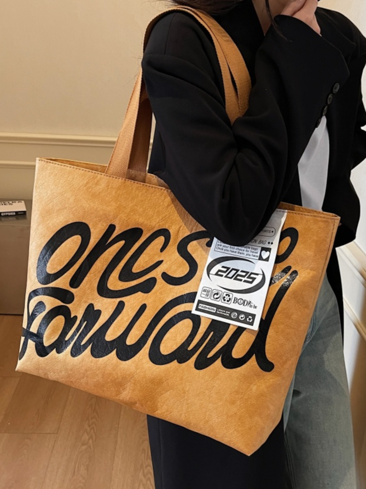 Korean-Style Large Capacity Tote Bag for Women - 2025 DuPont Paper Shoulder Bag for Class and Commuting Korean-Style Large Capacity Tote Bag for Women - 2025 DuPont Paper Shoulder Bag for Class and Commuting