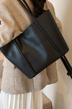 Korean Style Large-Capacity Tote Bag for Women - Fashionable Autumn/Winter 2025 Model for Work and Commuting