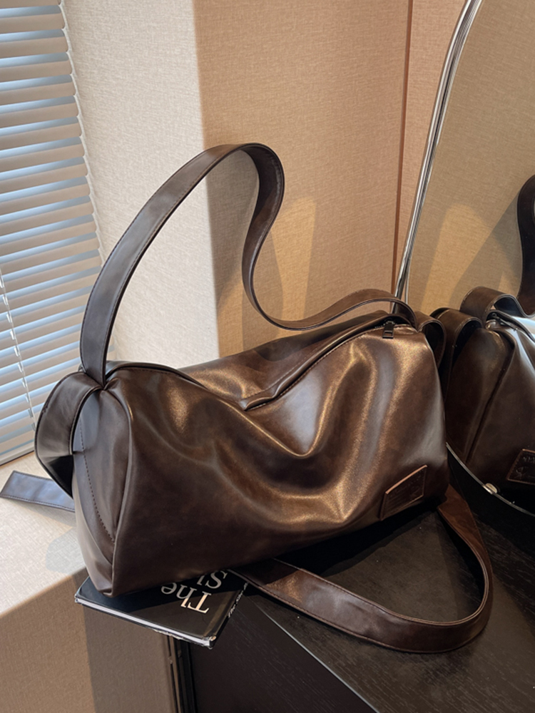 Korean Style Large Capacity Tote Bag for Women - Spring/Summer 2025 Commuter Handbag & Crossbody Travel Bag Korean Style Large Capacity Tote Bag for Women - Spring/Summer 2025 Commuter Handbag & Crossbody Travel Bag