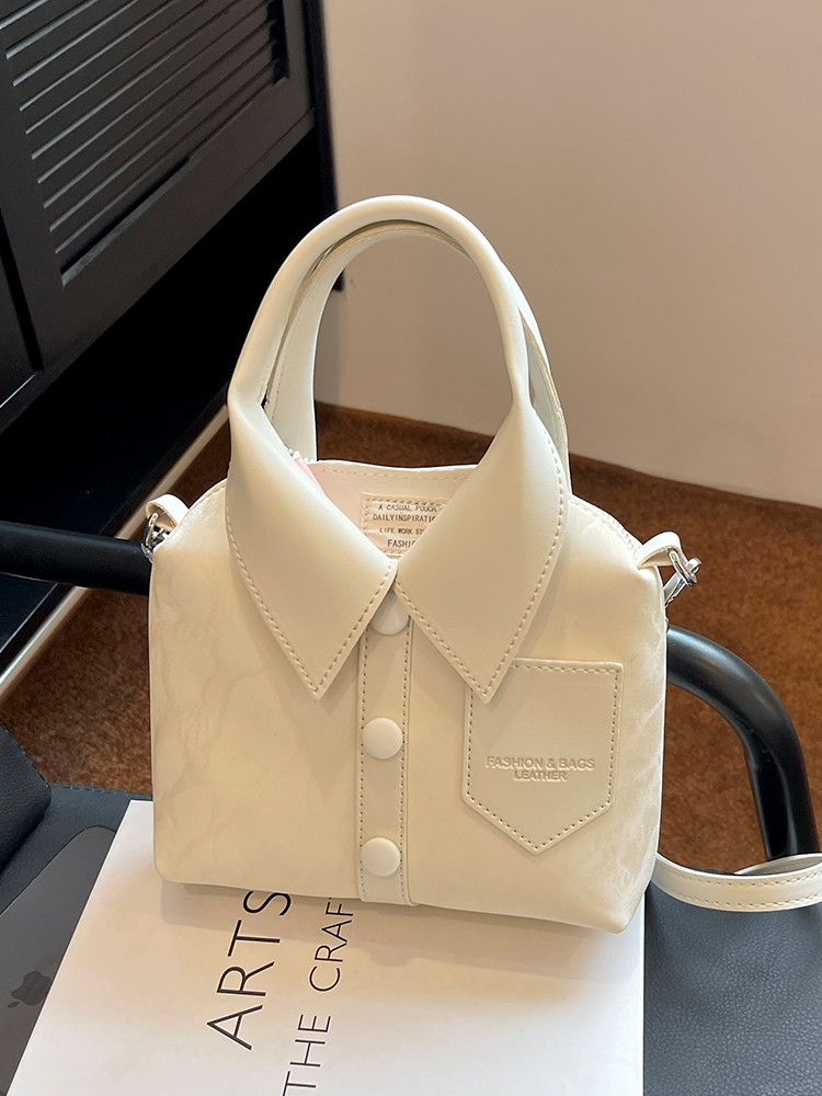 Korean-Style Minimalist Crossbody Handbag for Women, Trendy Casual Design 2025, Niche Personality Fashion Bag Korean-Style Minimalist Crossbody Handbag for Women, Trendy Casual Design 2025, Niche Personality Fashion Bag