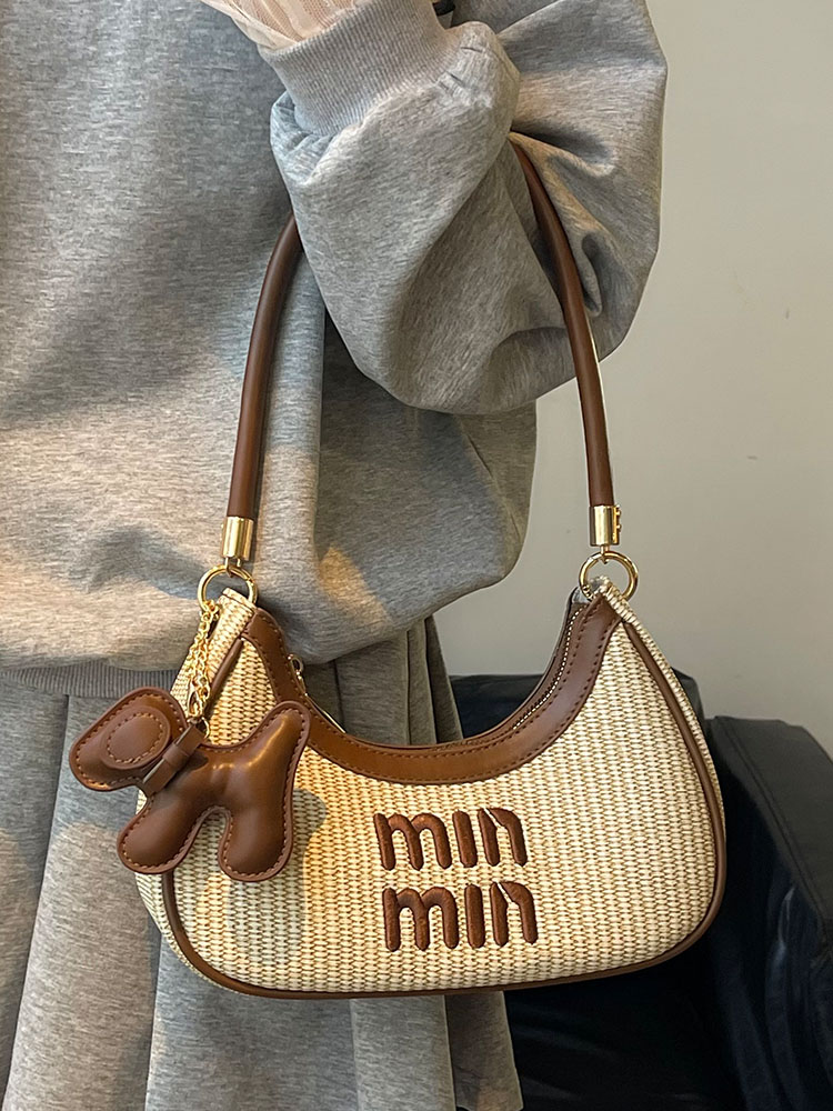 Korean-Style Minimalist Dumpling Bag for Women - Versatile Shoulder Underarm Bag for Work & Commuting, Summer 2025 Fashion Korean-Style Minimalist Dumpling Bag for Women - Versatile Shoulder Underarm Bag for Work & Commuting, Summer 2025 Fashion