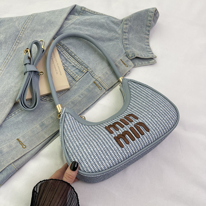 Korean-Style Minimalist Dumpling Bag for Women - Versatile Shoulder Underarm Bag for Work & Commuting, Summer 2025 Fashion Korean-Style Minimalist Dumpling Bag for Women - Versatile Shoulder Underarm Bag for Work & Commuting, Summer 2025 Fashion