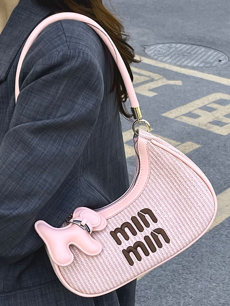 Korean-Style Minimalist Dumpling Bag for Women - Versatile Shoulder Underarm Bag for Work & Commuting, Summer 2025 Fashion Korean-Style Minimalist Dumpling Bag for Women - Versatile Shoulder Underarm Bag for Work & Commuting, Summer 2025 Fashion