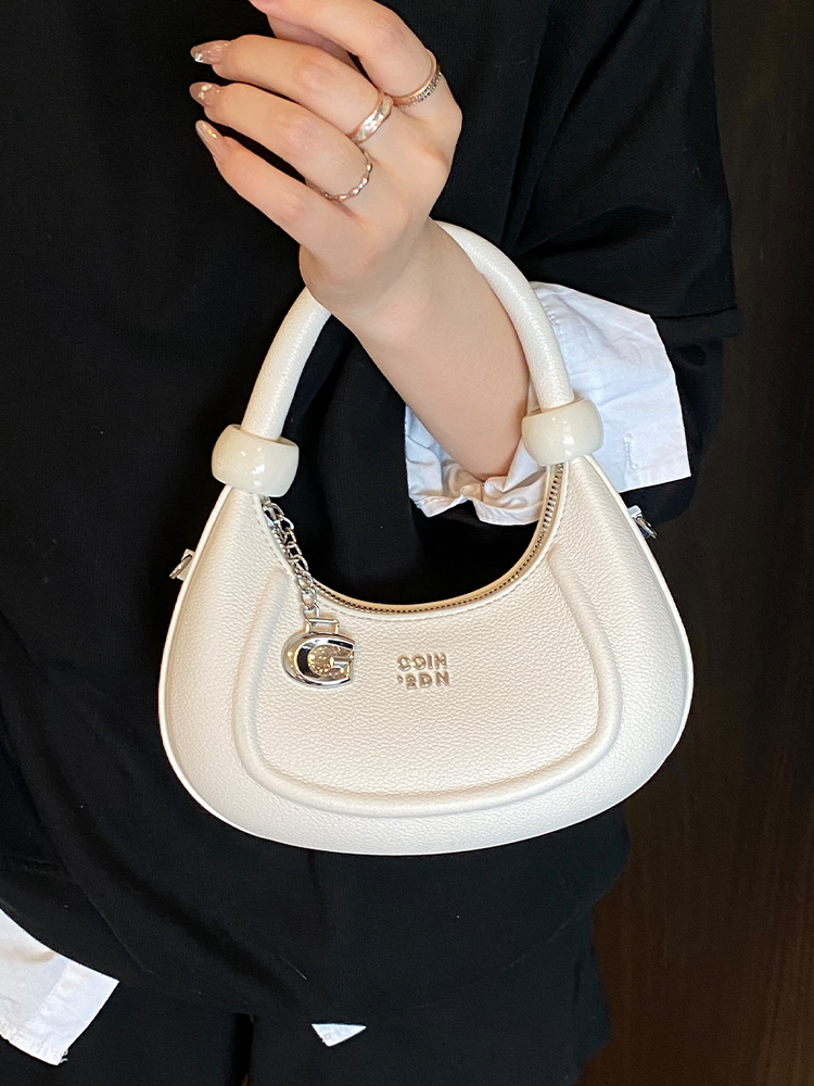 Korean-Style Minimalist Retro Handbag for Women - 2025 Summer Versatile Crossbody Dumpling Bag Korean-Style Minimalist Retro Handbag for Women - 2025 Summer Versatile Crossbody Dumpling Bag