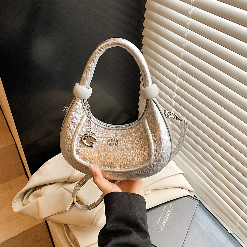 Korean-Style Minimalist Retro Handbag for Women - 2025 Summer Versatile Crossbody Dumpling Bag Korean-Style Minimalist Retro Handbag for Women - 2025 Summer Versatile Crossbody Dumpling Bag