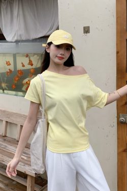 Korean Style One-Shoulder Short Sleeve T-Shirt for Women - Loose Fit Slimming Asymmetrical Off-Shoulder Top in Solid Color