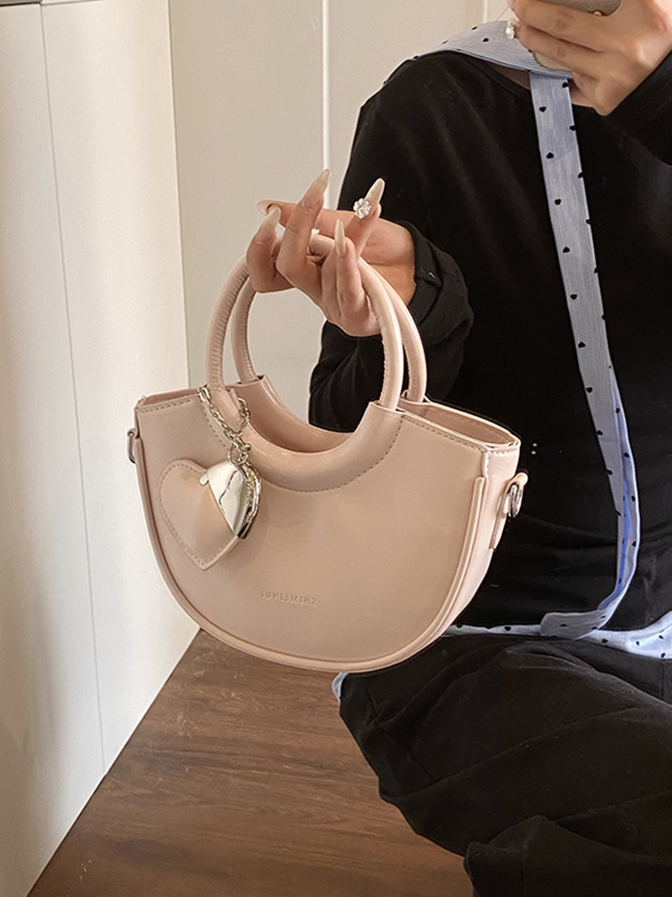 Korean-Style Pink Half-Moon Handbag for Women - Trendy 2025 Fashionable Crossbody Shoulder Bag Korean-Style Pink Half-Moon Handbag for Women - Trendy 2025 Fashionable Crossbody Shoulder Bag