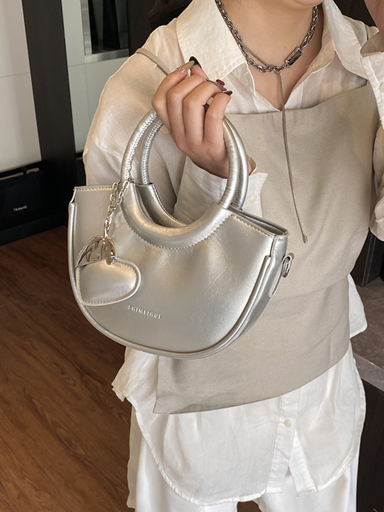 Korean-Style Pink Half-Moon Handbag for Women - Trendy 2025 Fashionable Crossbody Shoulder Bag Korean-Style Pink Half-Moon Handbag for Women - Trendy 2025 Fashionable Crossbody Shoulder Bag