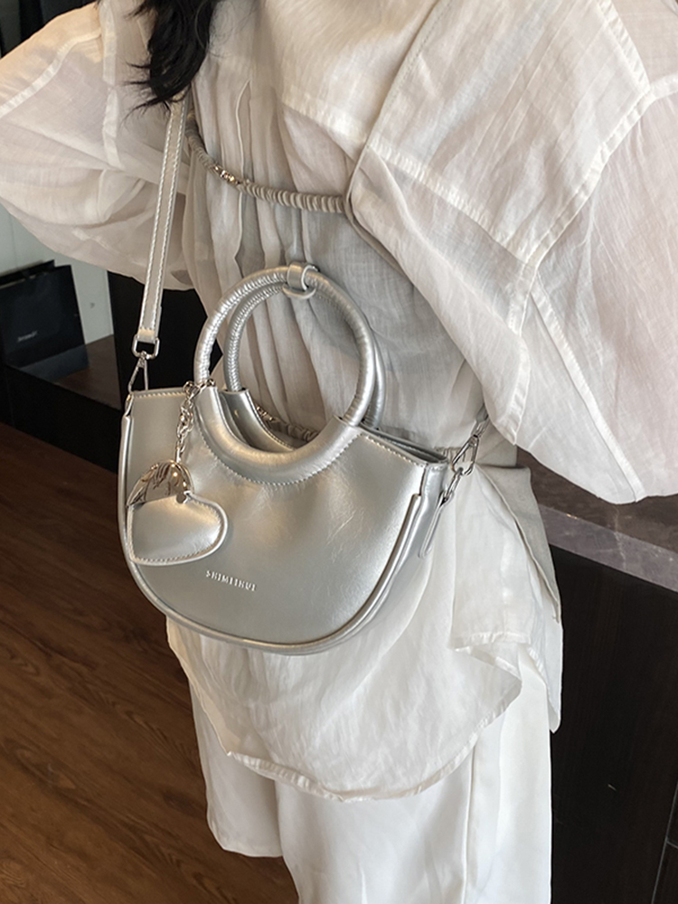 Korean-Style Pink Half-Moon Handbag for Women - Trendy 2025 Fashionable Crossbody Shoulder Bag Korean-Style Pink Half-Moon Handbag for Women - Trendy 2025 Fashionable Crossbody Shoulder Bag