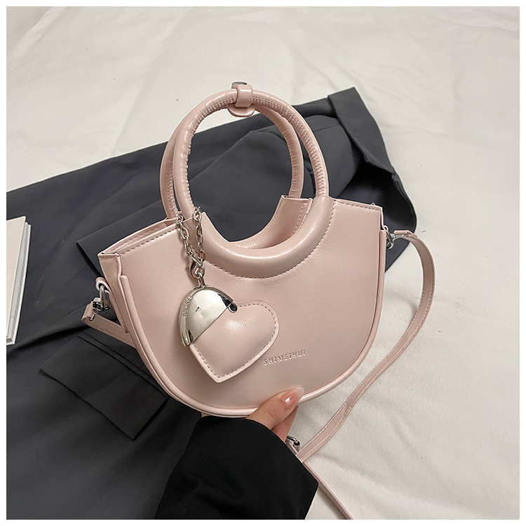 Korean-Style Pink Half-Moon Handbag for Women - Trendy 2025 Fashionable Crossbody Shoulder Bag Korean-Style Pink Half-Moon Handbag for Women - Trendy 2025 Fashionable Crossbody Shoulder Bag