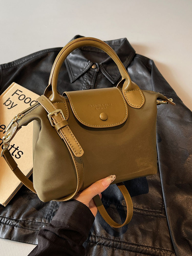 Korean-Style Retro Casual Bucket Bag for Women - Trendy Versatile Handheld Design, High-End Feel, Spring/Summer 2025 Collection Korean-Style Retro Casual Bucket Bag for Women - Trendy Versatile Handheld Design, High-End Feel, Spring/Summer 2025 Collection