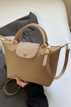 Korean-Style Retro Casual Bucket Bag for Women - Trendy Versatile Handheld Design, High-End Feel, Spring/Summer 2025 Collection