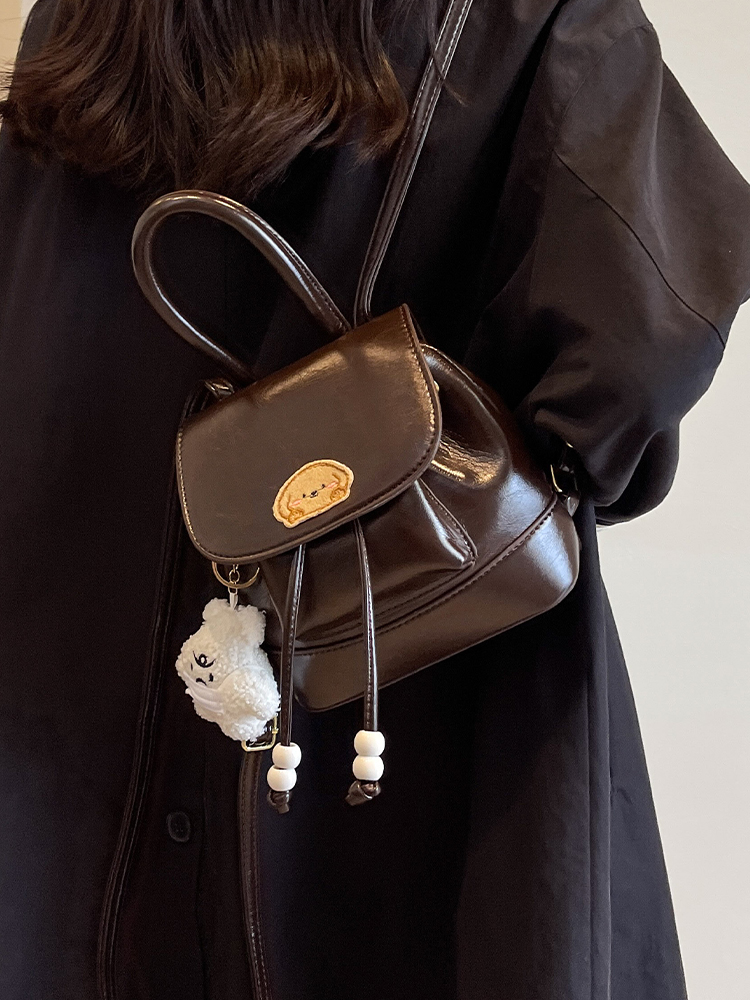 Korean Style Retro Fashion Backpack - High-End Niche Crossbody Bag for Spring/Summer 2025 Korean Style Retro Fashion Backpack - High-End Niche Crossbody Bag for Spring/Summer 2025