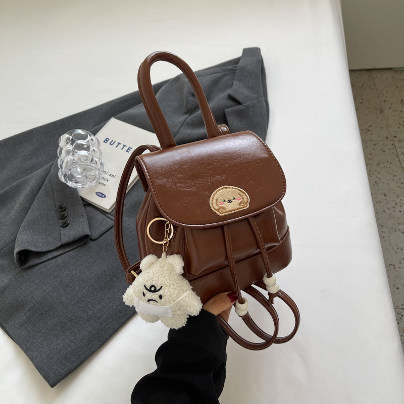 Korean Style Retro Fashion Backpack - High-End Niche Crossbody Bag for Spring/Summer 2025 Korean Style Retro Fashion Backpack - High-End Niche Crossbody Bag for Spring/Summer 2025