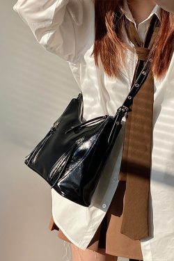 Korean Style Retro Large Capacity Tote Bag - Versatile Women's Shoulder & Crossbody Bag for Everyday Use