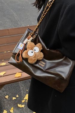 Korean-Style Retro Oil Wax Leather Shoulder Bag for Women - High-Quality Commuter Fashion for Autumn/Winter 2025