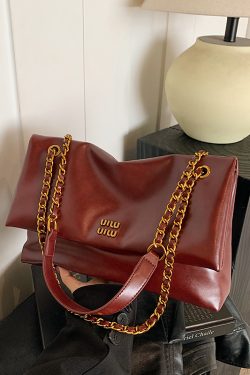 Korean-Style Retro Oil Wax Leather Shoulder Bag for Women - High-Quality Commuter Fashion for Autumn/Winter 2025