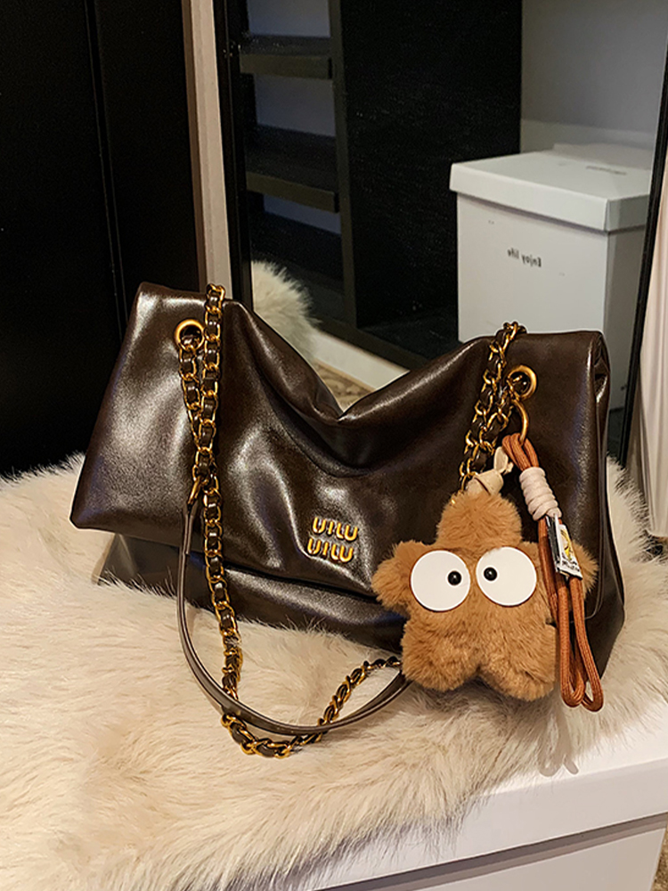 Korean-Style Retro Oil Wax Leather Shoulder Bag for Women - High-Quality Commuter Fashion for Autumn/Winter 2025 Korean-Style Retro Oil Wax Leather Shoulder Bag for Women - High-Quality Commuter Fashion for Autumn/Winter 2025